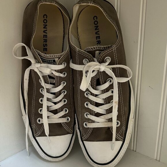 Converse Chuck Taylor All Star Sneaker - Men's Size 11 - Picture 1 of 7